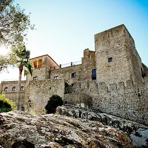 Tugasa Castillo De Castellar Castellar de la Frontera